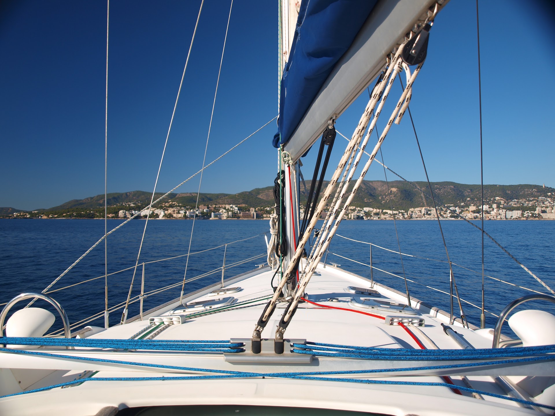Sailing Lessons in Camp de Mar photo 5