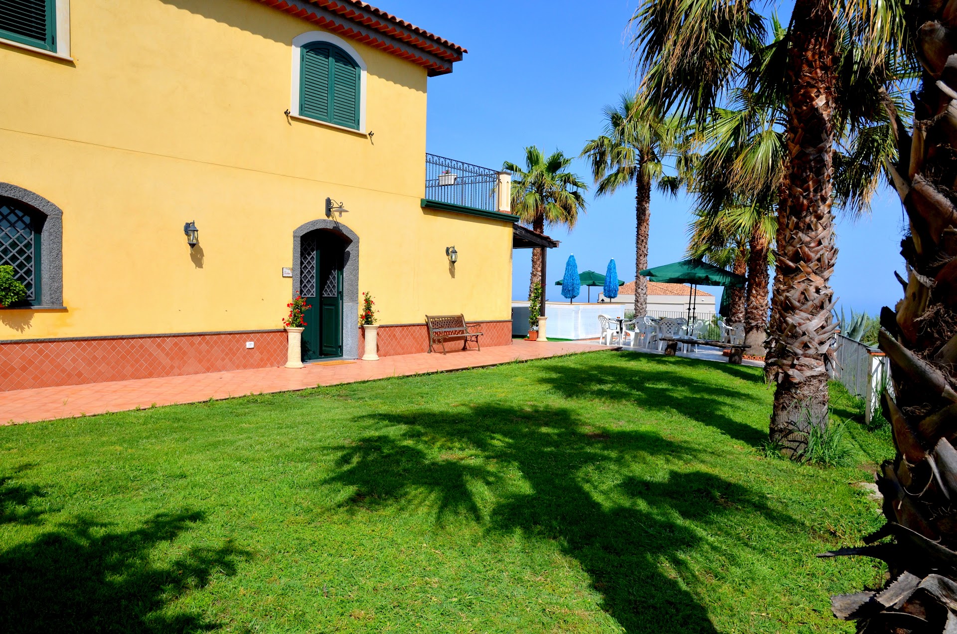 Spa & Massage in Etna photo 2