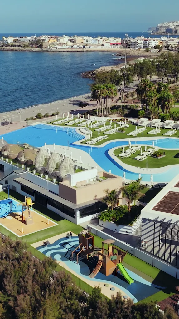 Beach Club & Bali Beds in Gáldar photo 4