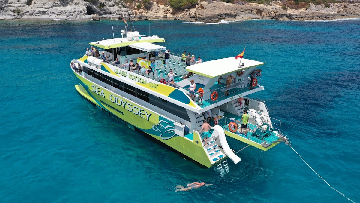Mallorca Sea Paradise - Glass Bottom Boat
