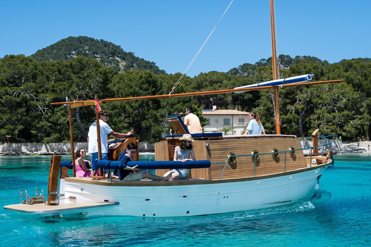 Glass Bottom Boat in Pollença photo 5