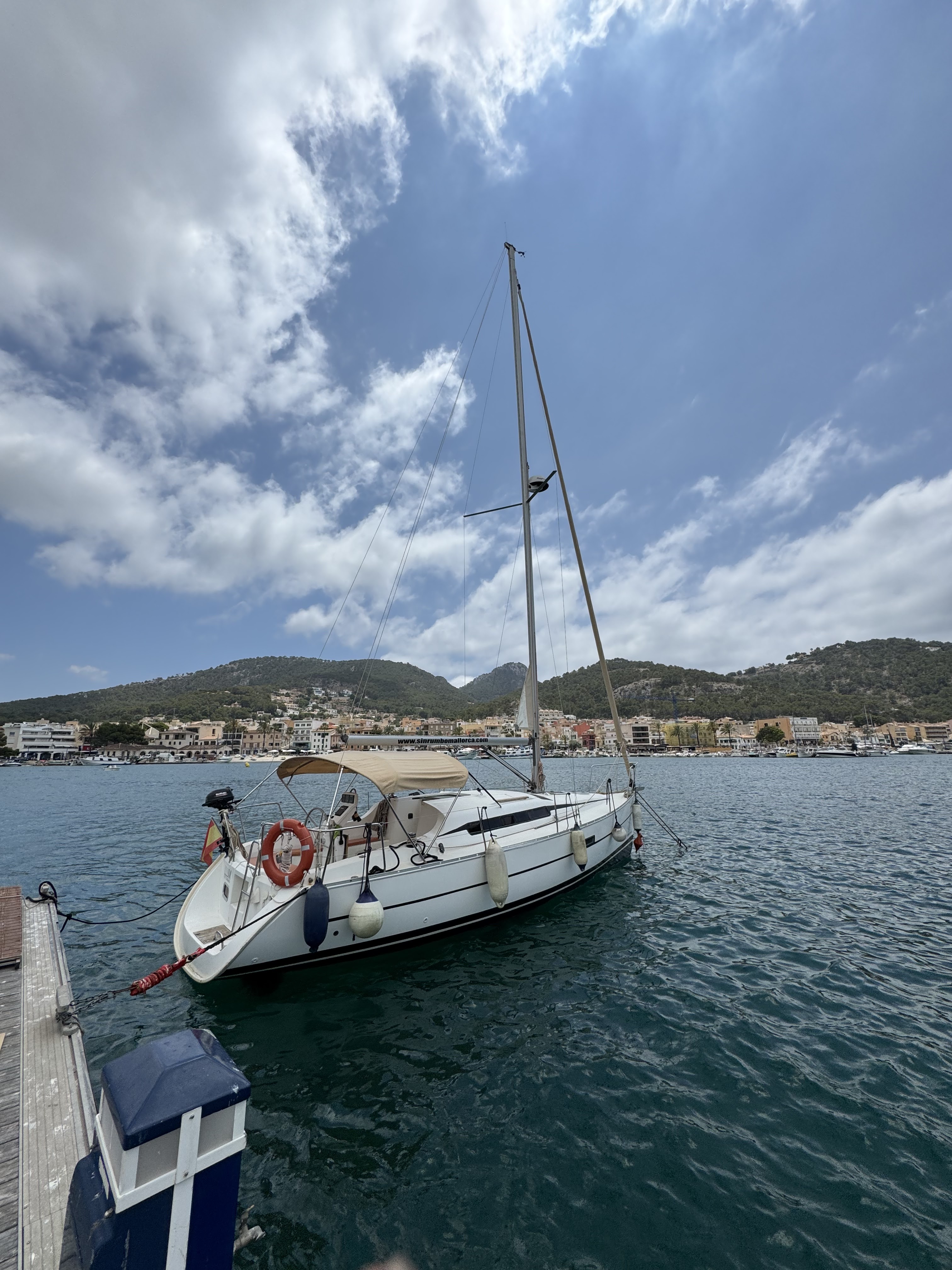 Windsurfing in Port d'Andratx