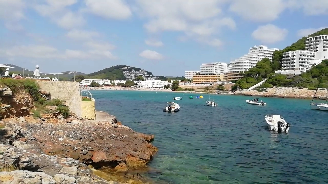 Cala Llonga