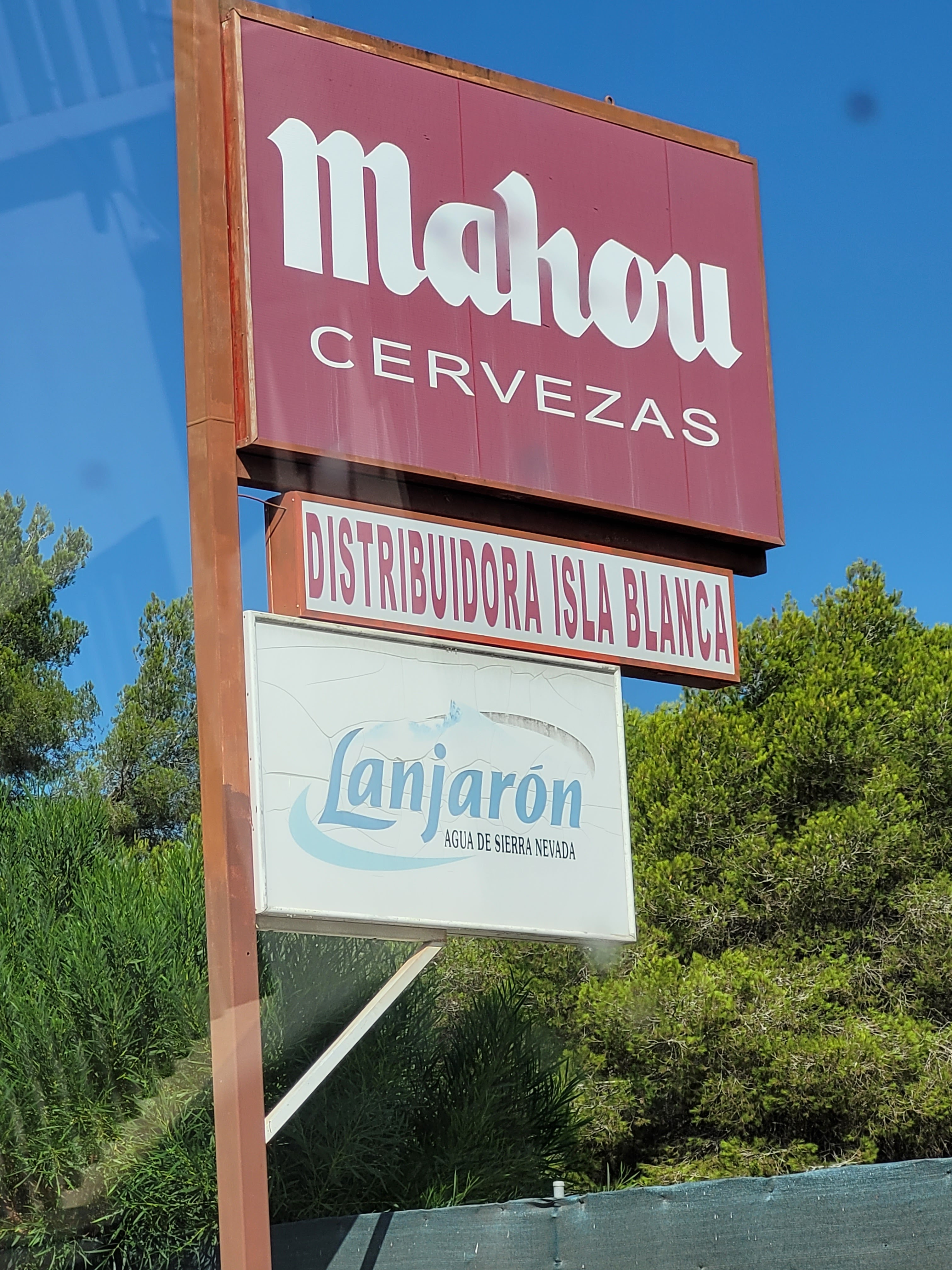 Champagne Cruises in Sant Rafel