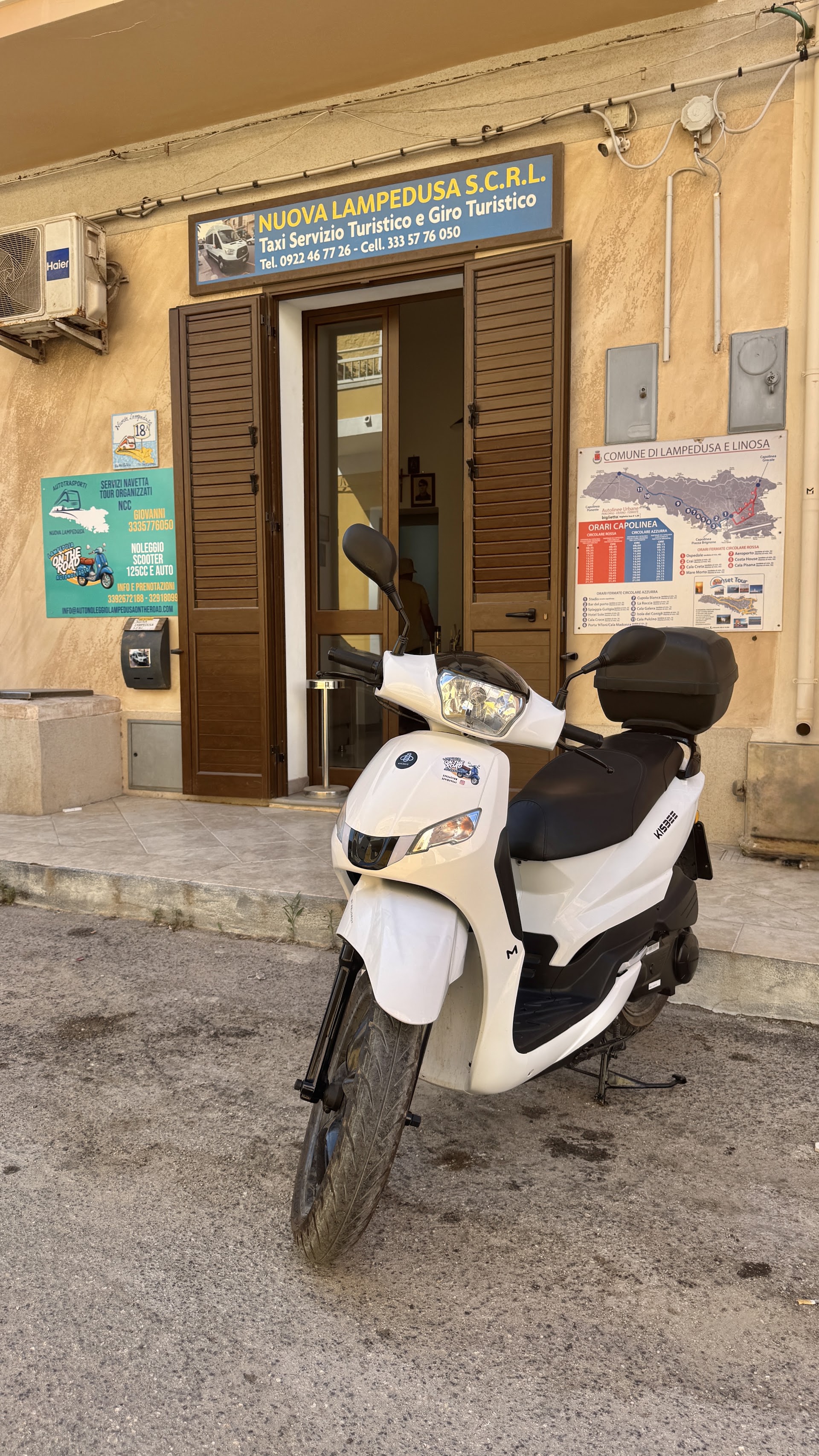 Car Rental in Linosa photo 2