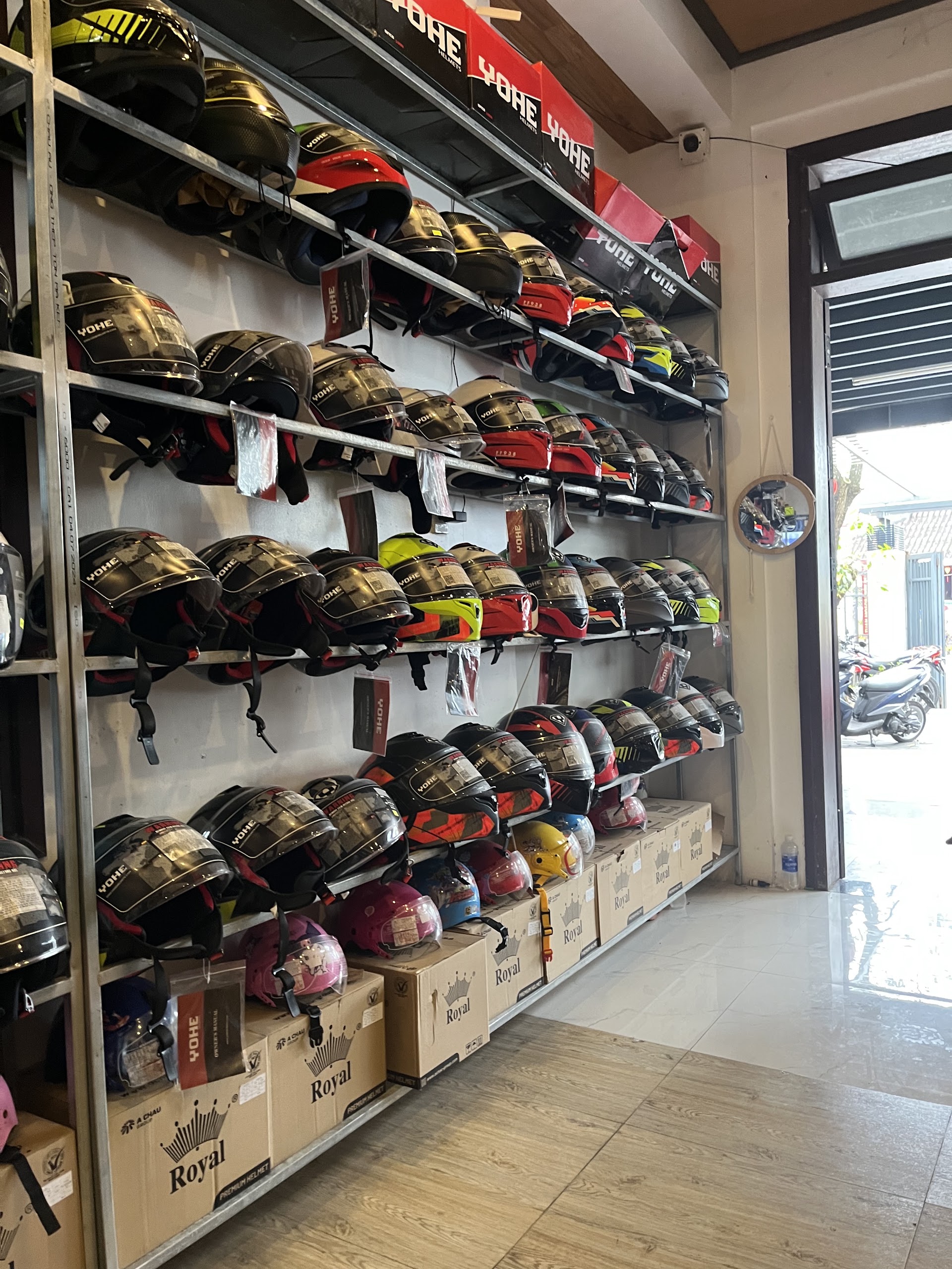 Motorbike Rental in Cù Lao Chàm photo 5