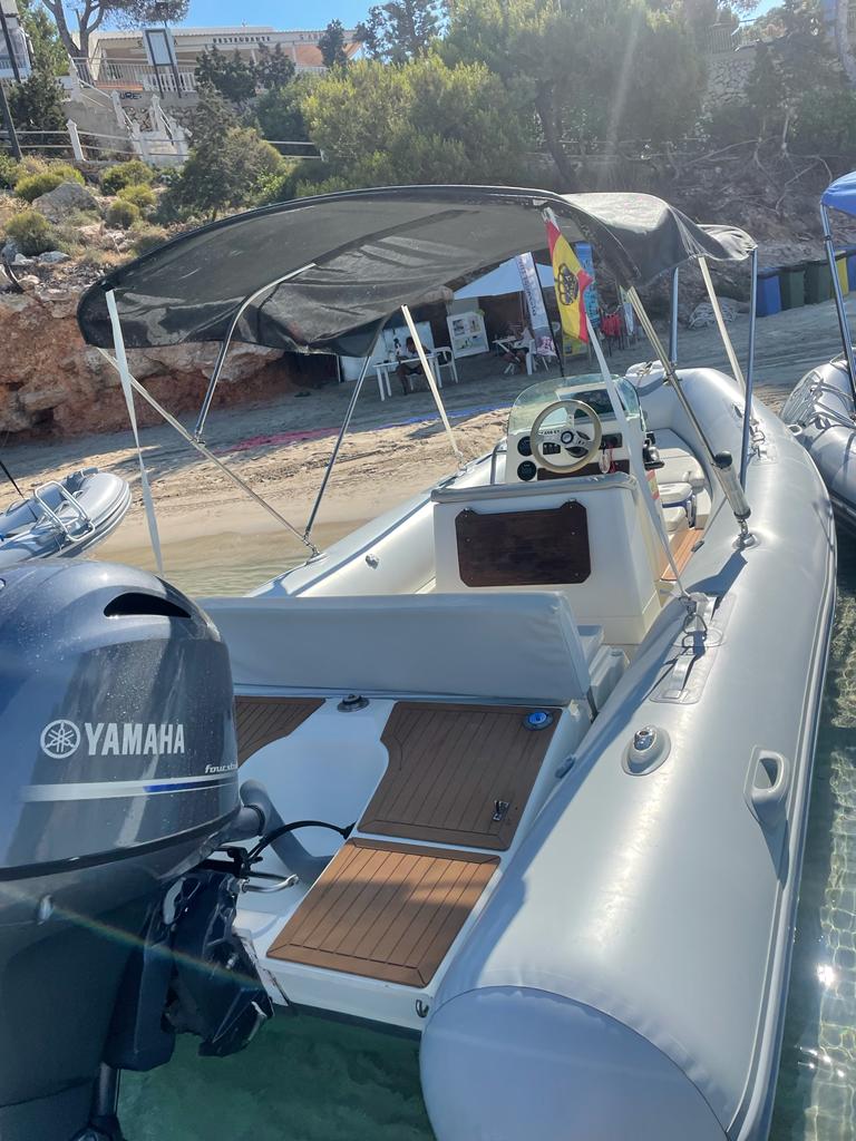 Champagne Cruises in Portinatx photo 4