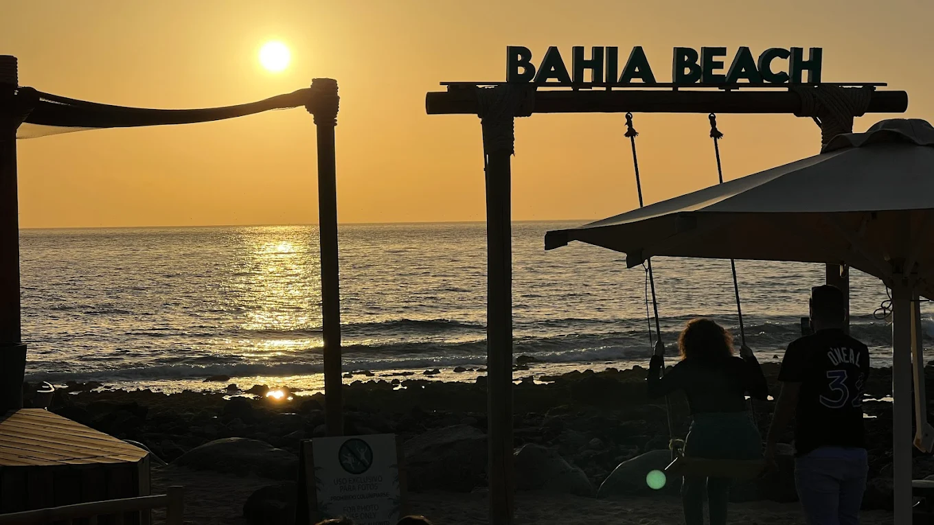 Beach Club & Bali Beds in La Laguna photo 2