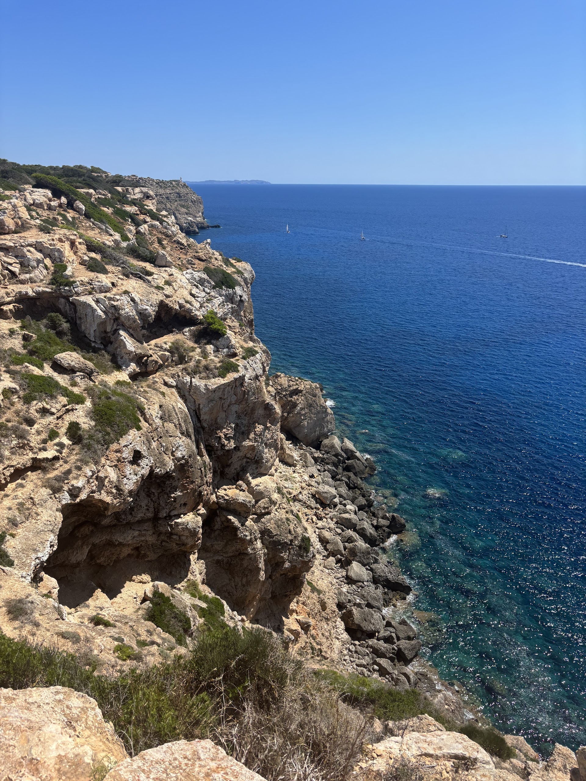 Island Hopping Tour in Camp de Mar photo 1