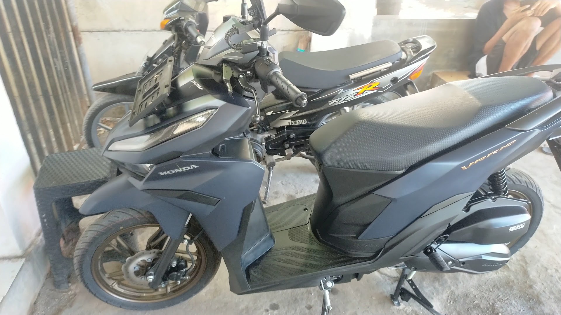 Motorbike Rental in gili meno photo 3