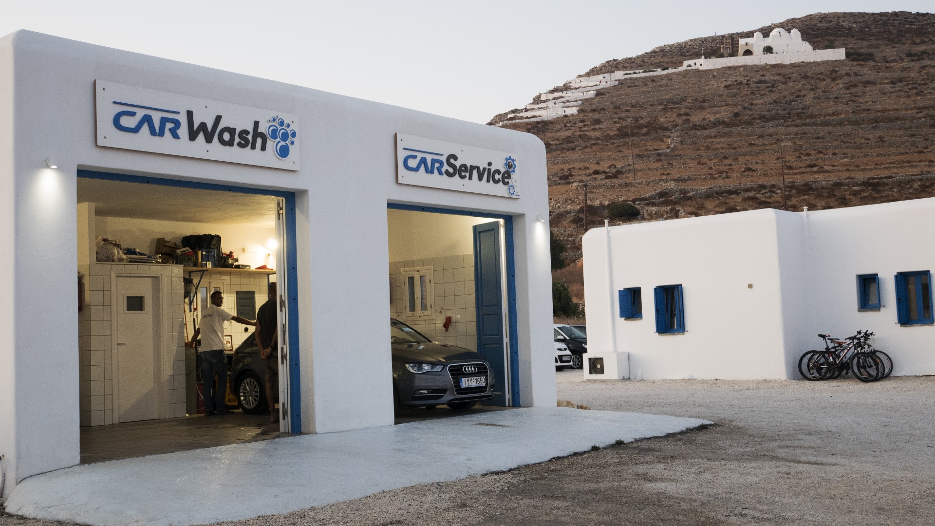 Car Rental in folegandros photo 4