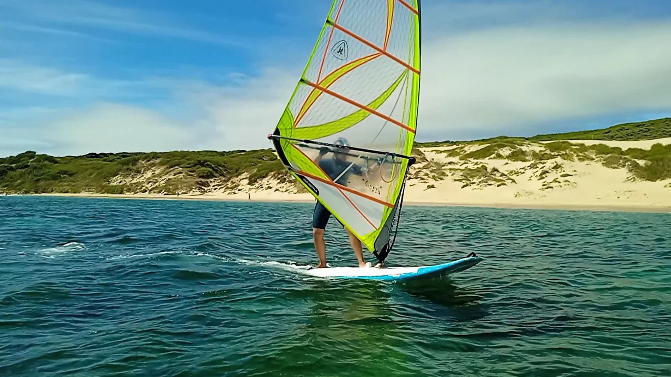Wind & Water Experience - Windsurf, Wingfoil, Paddle Surf y Surf