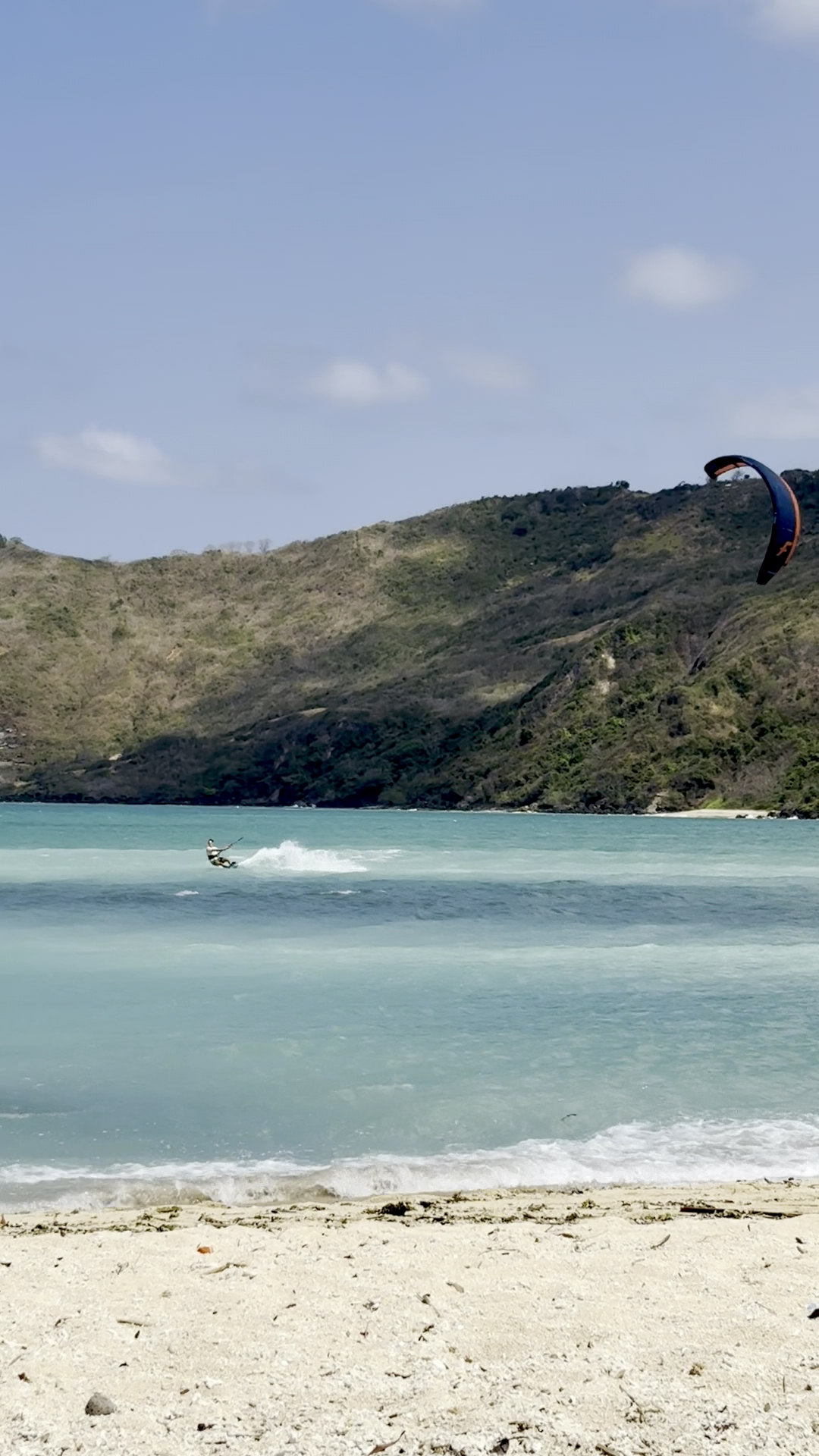 Kitesurfing in gili air photo 2