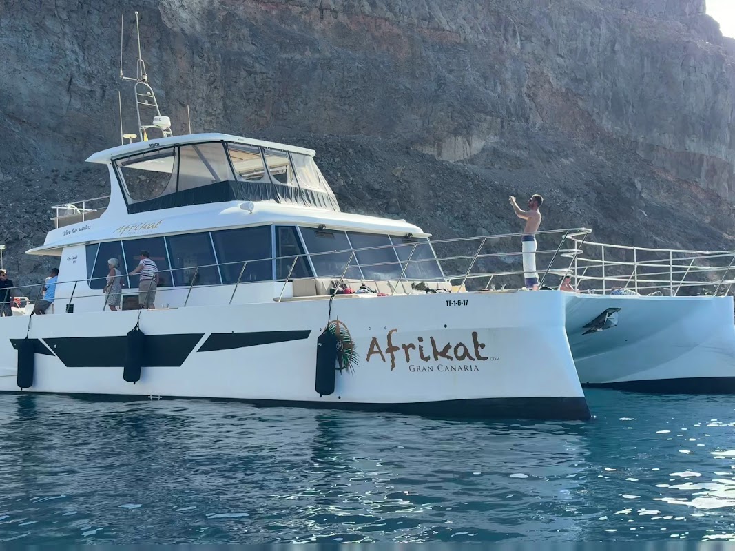 Catamaran Cruise in Callao Salvaje photo 3