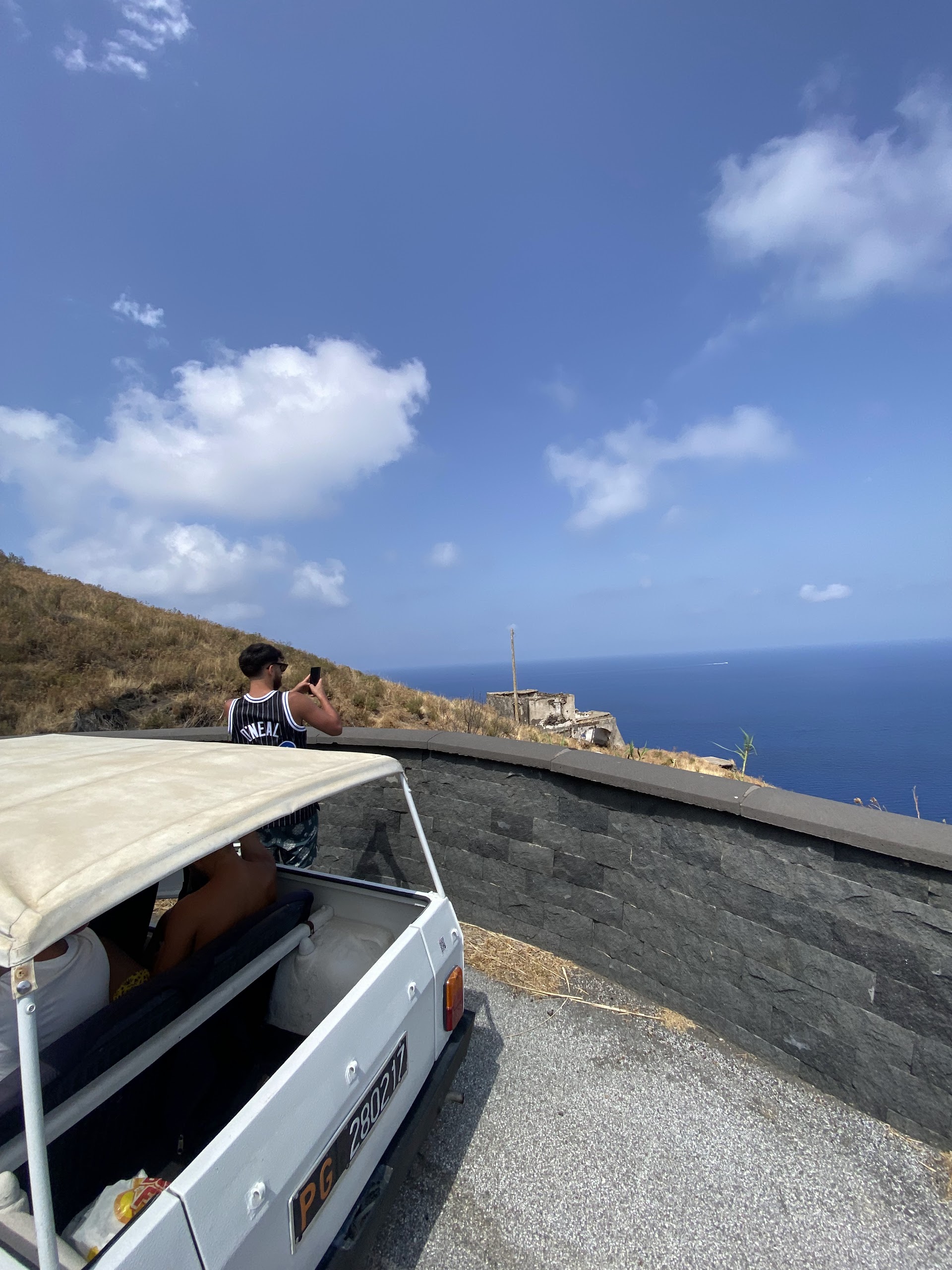 Car Rental in Vulcano photo 2