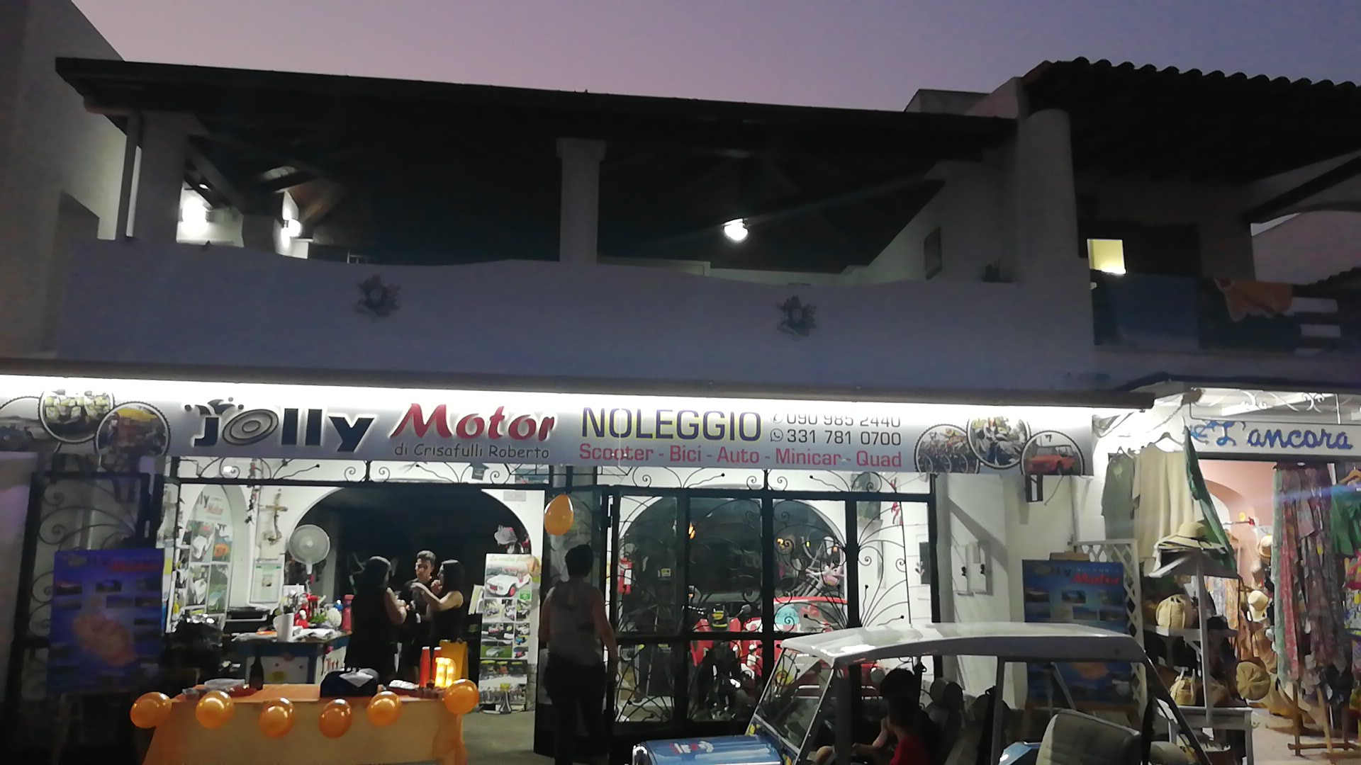 Car Rental in Vulcano photo 4