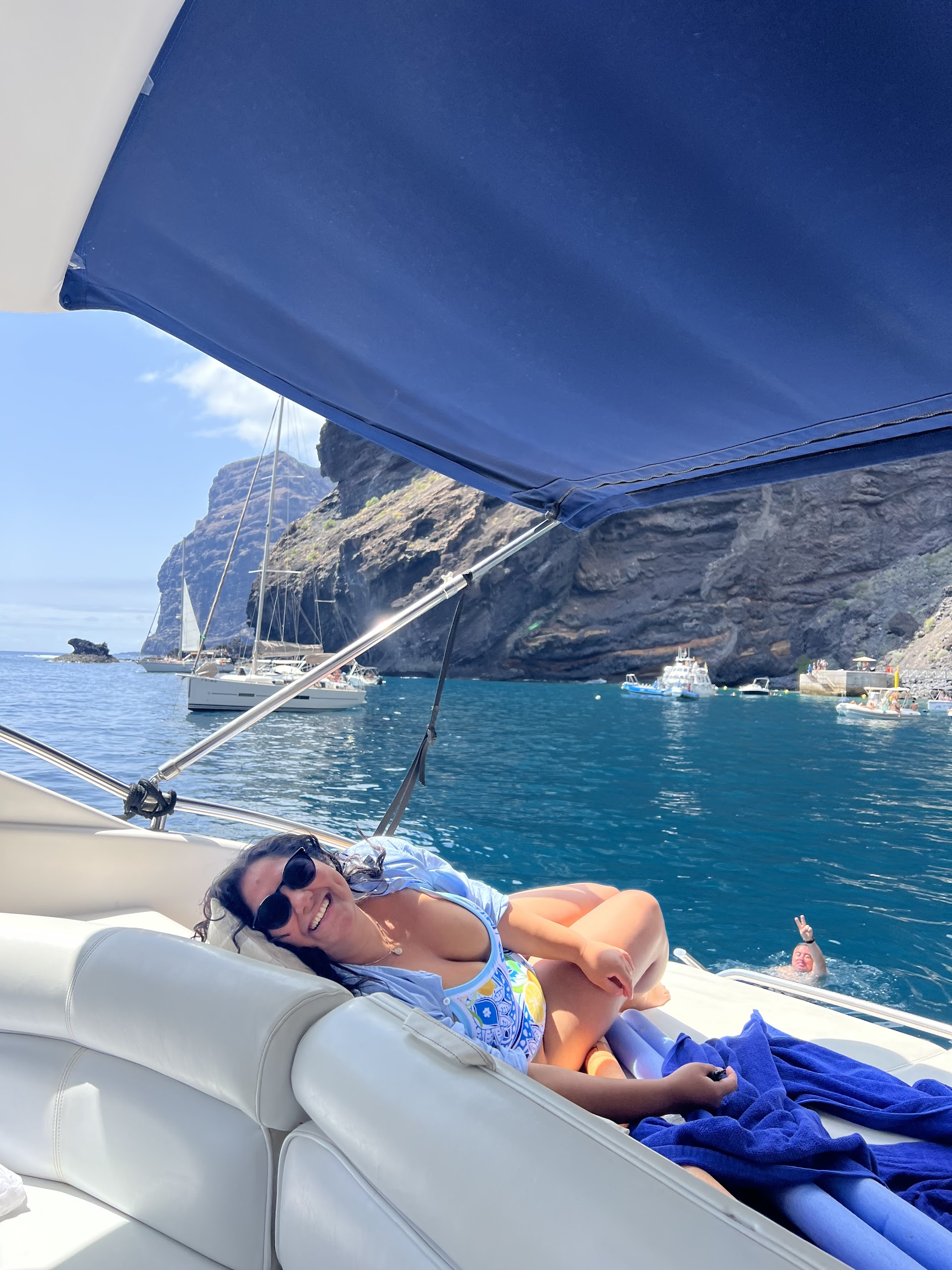 Pámpano luxury yatch
