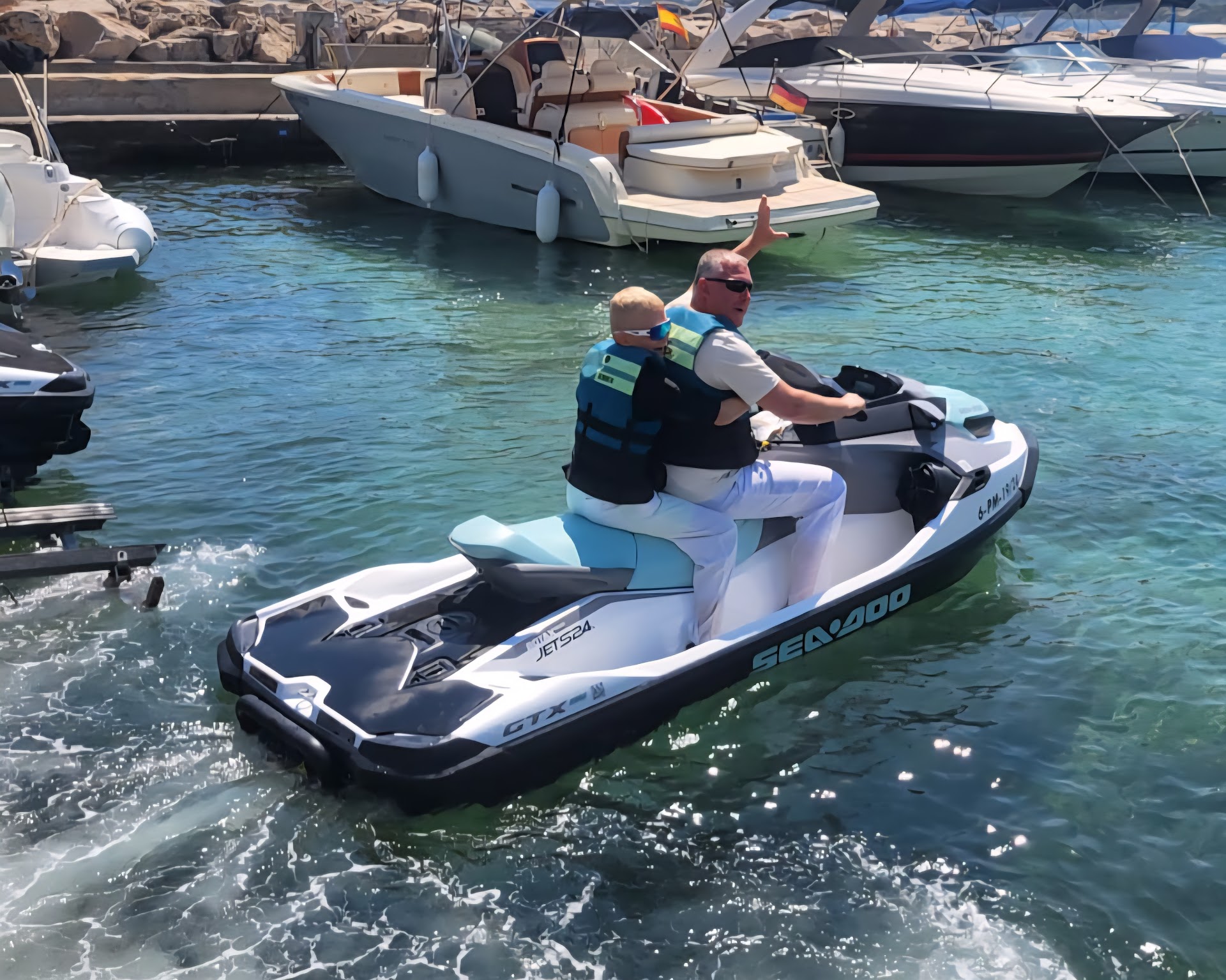 Water Skiing in Cala Ratjada photo 5