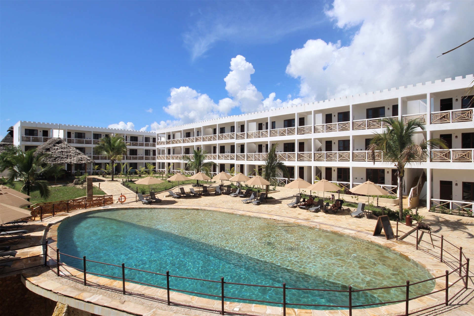 Hotels & Resorts in zanzibar photo 4