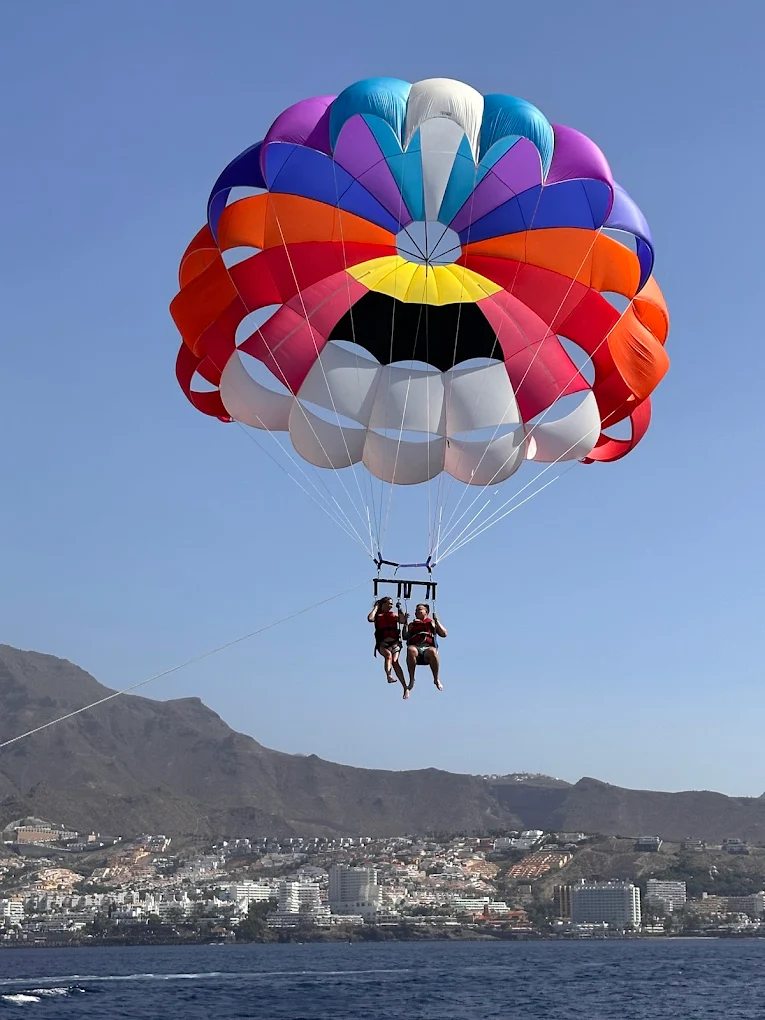 Parasailing in Arrecife photo 4