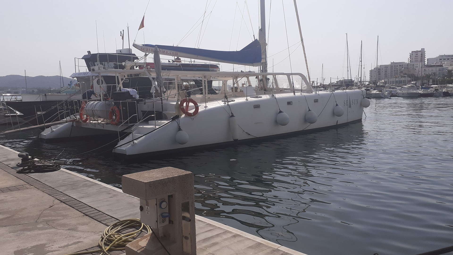 Glass Bottom Boat in San Antonio photo 1