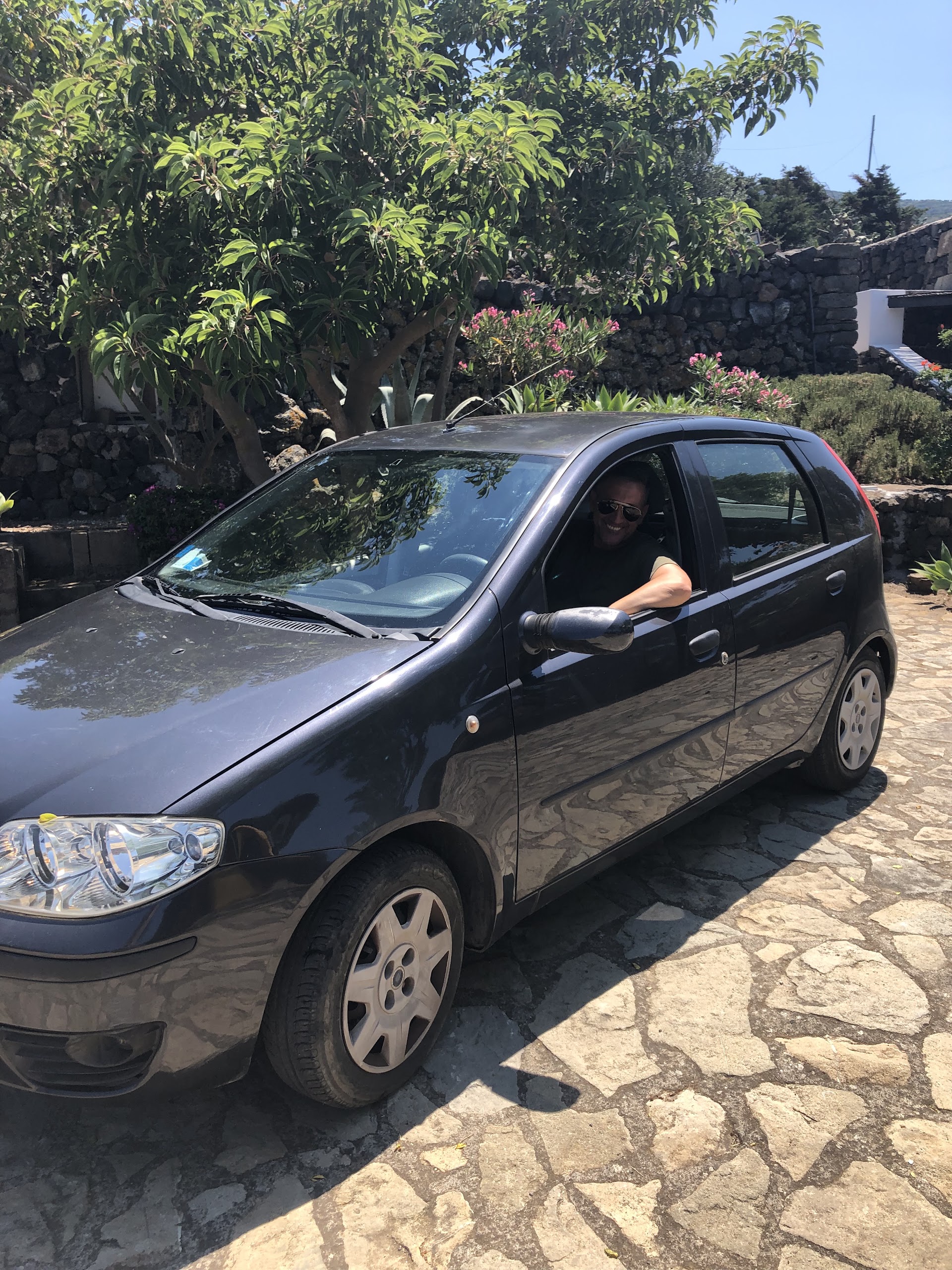 Car Rental in Pantaleria photo 3