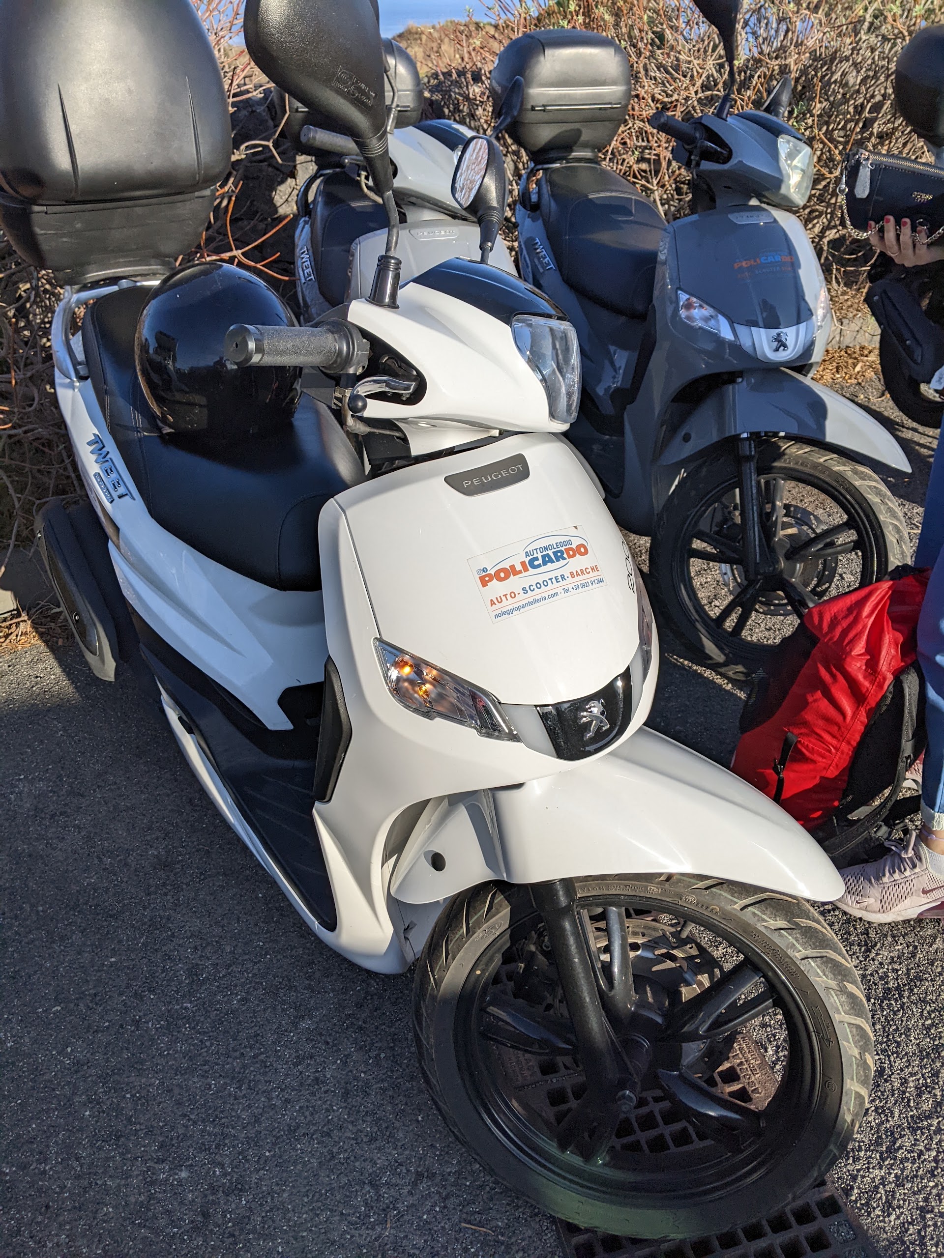 Car Rental in Pantaleria photo 4