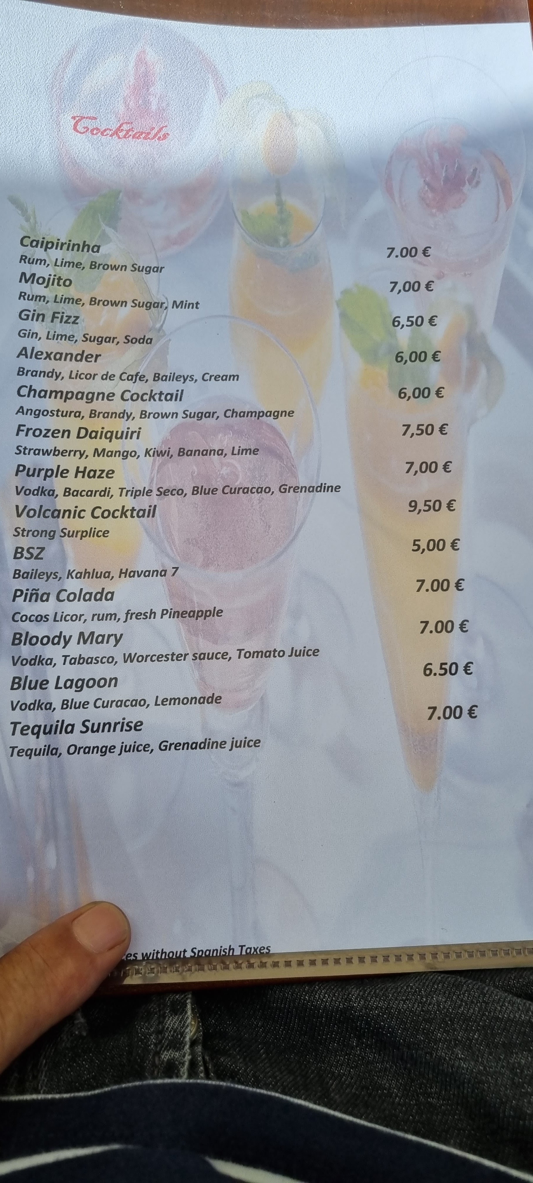 Cocktail Masterclass in Vulcano photo 2