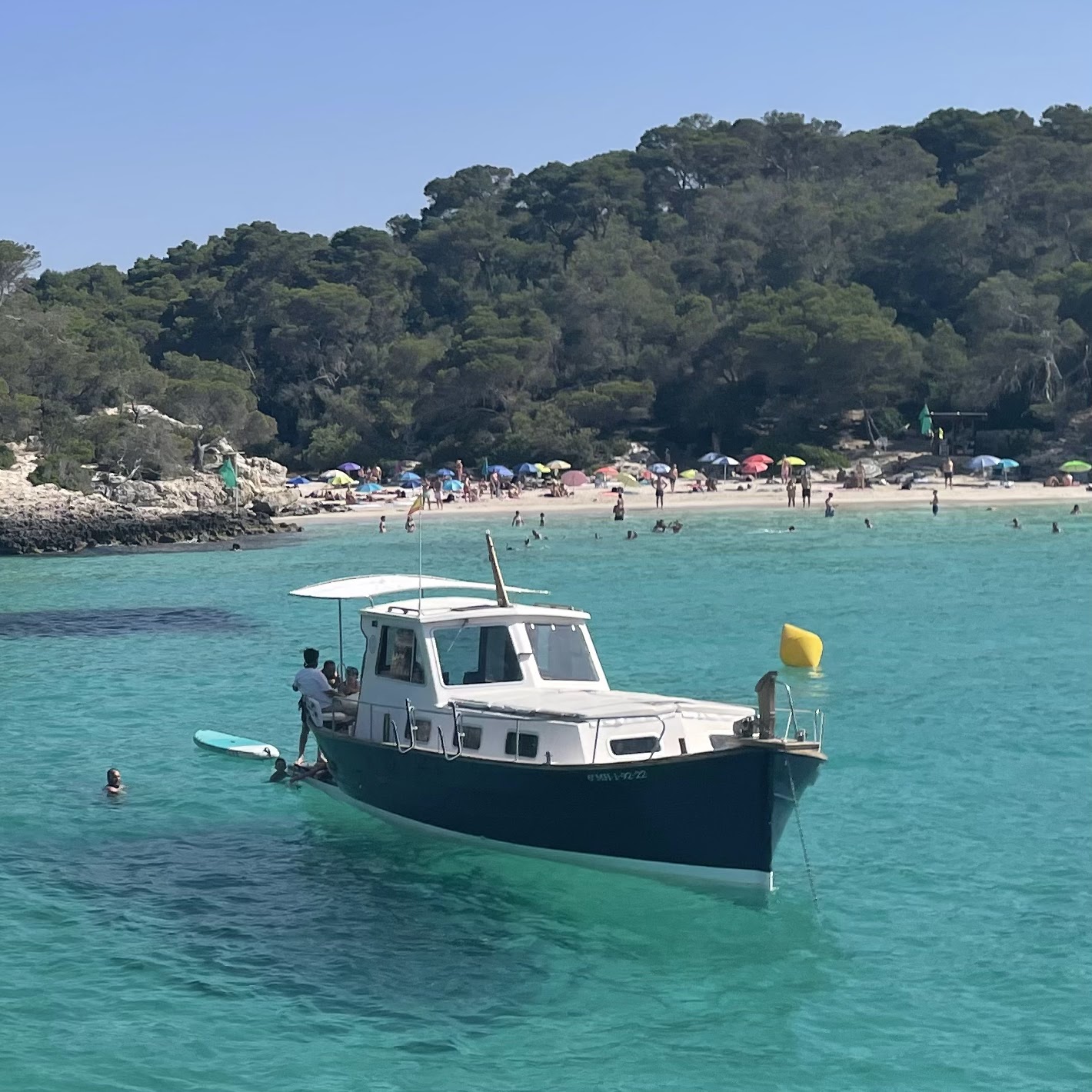 Island Hopping Tour in Cala Blanca photo 1