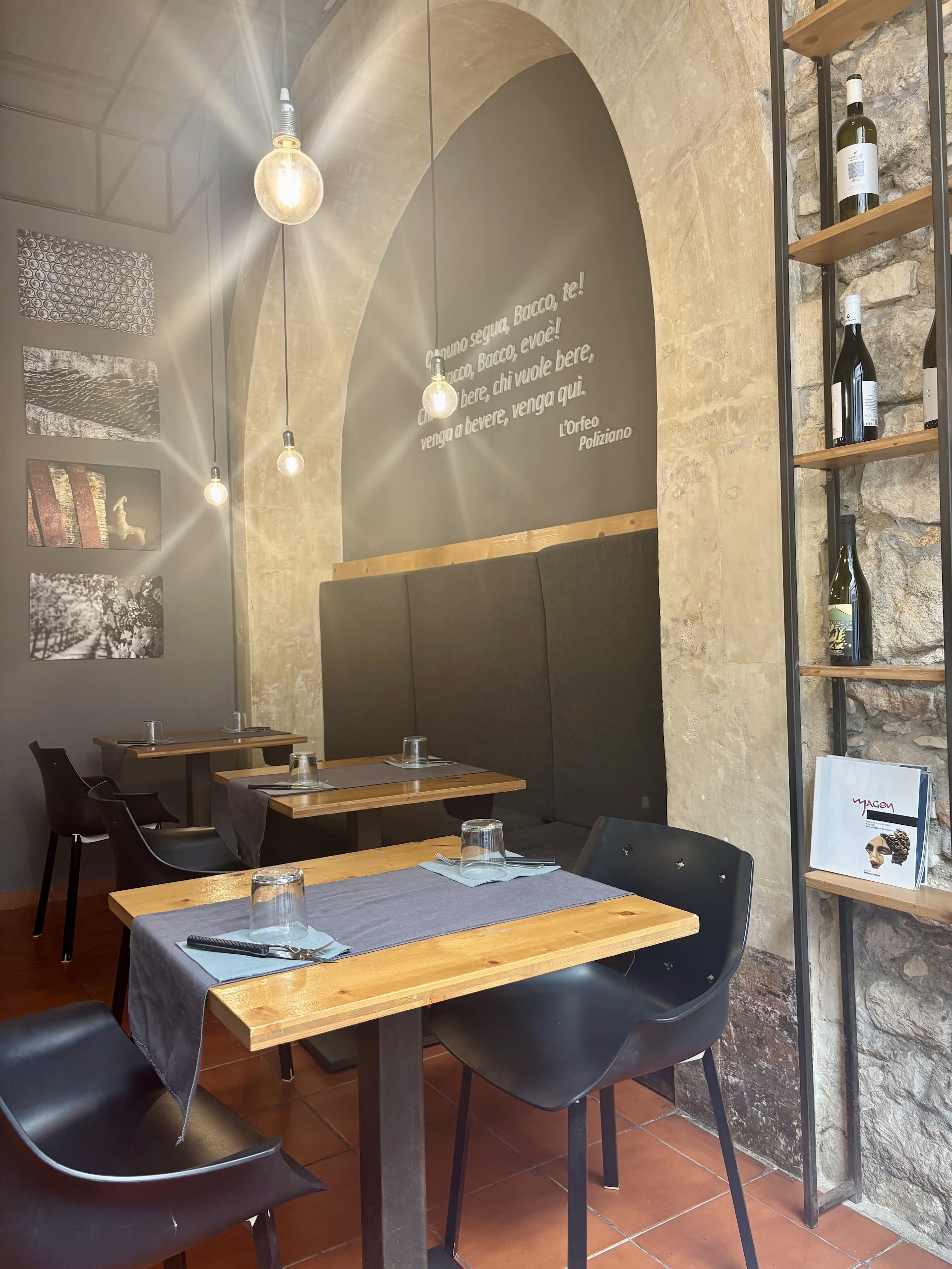 Evoè wine bar shop