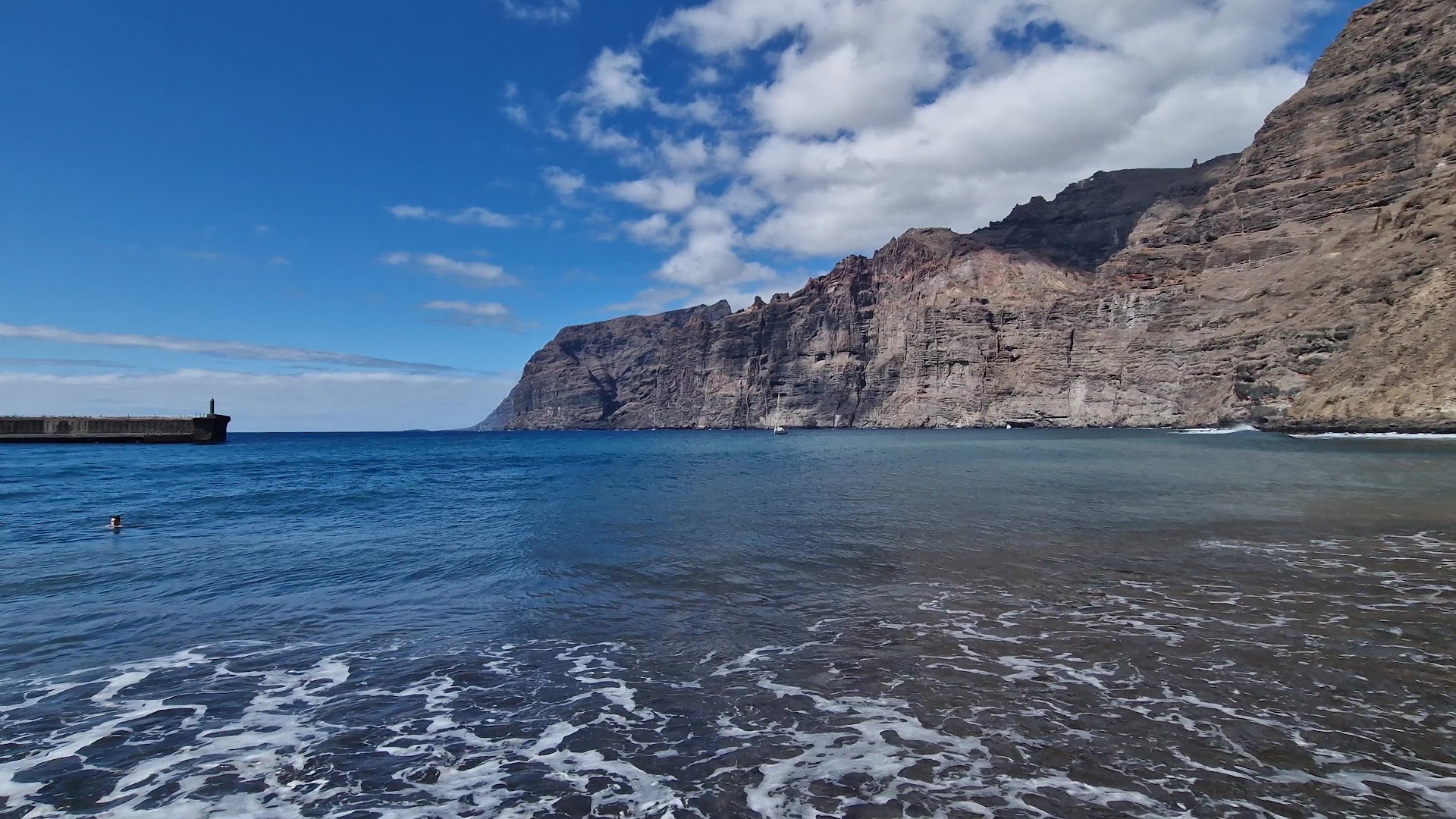 Tubing in Los Gigantes photo 3