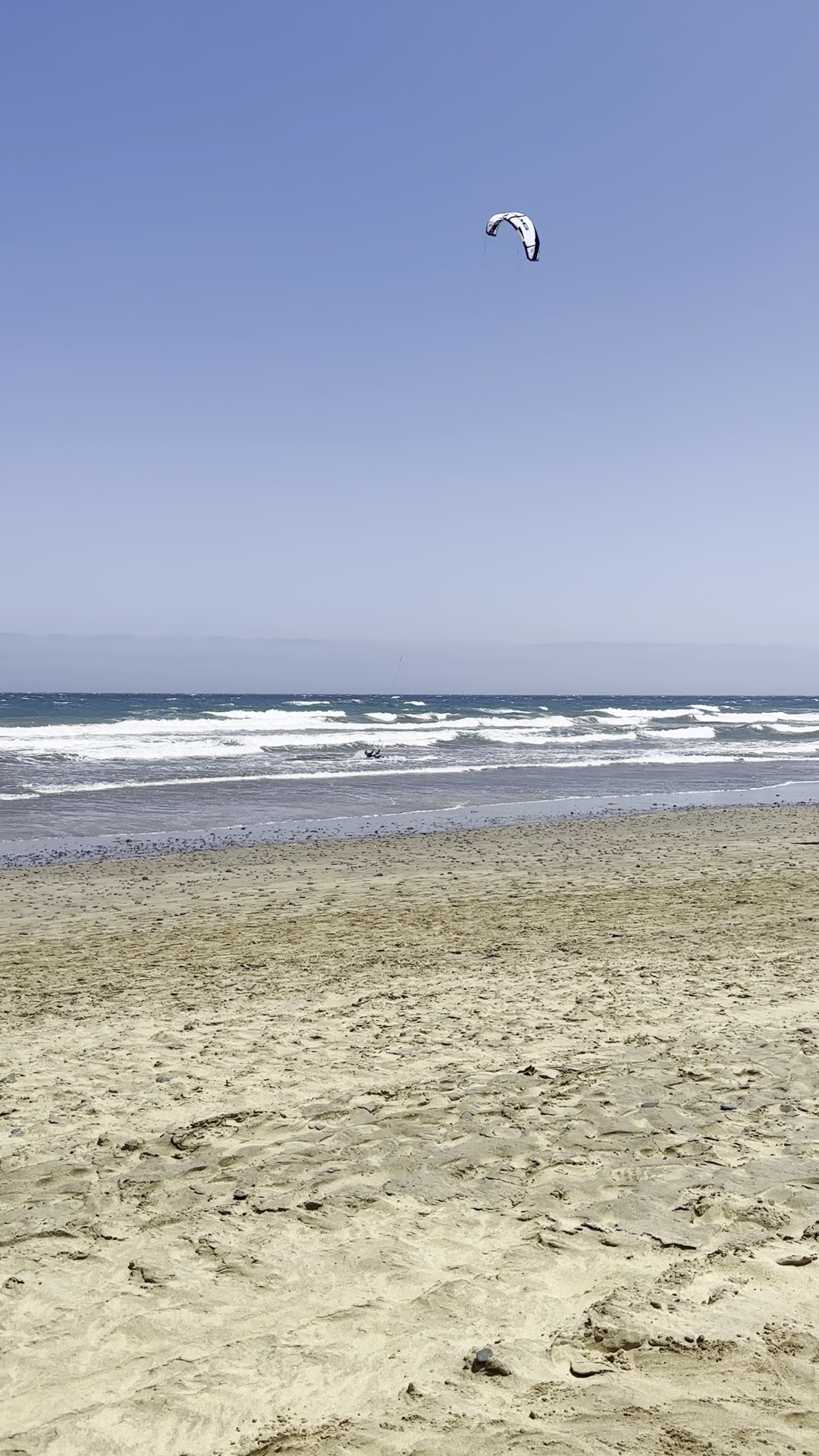 Kitesurfing in sardinia photo 3