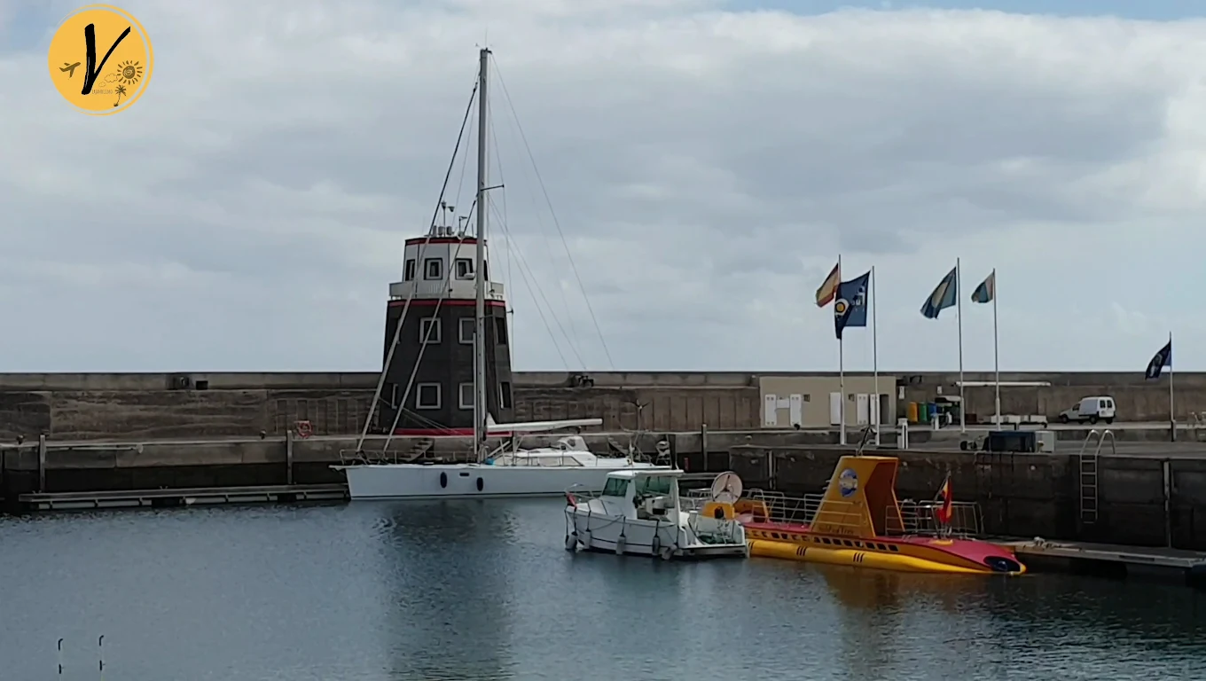 Kayaking & Paddleboarding in Puerto Calero photo 3