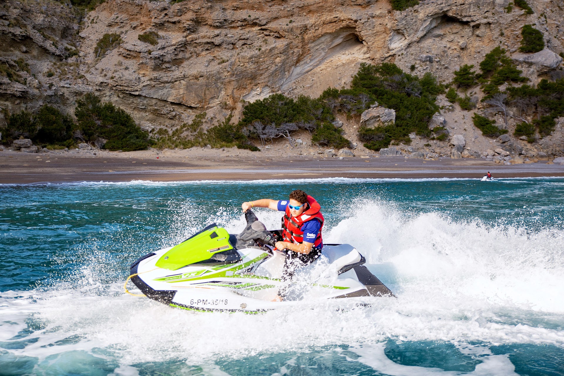 Wakeboarding in Cala San Vicente photo 5