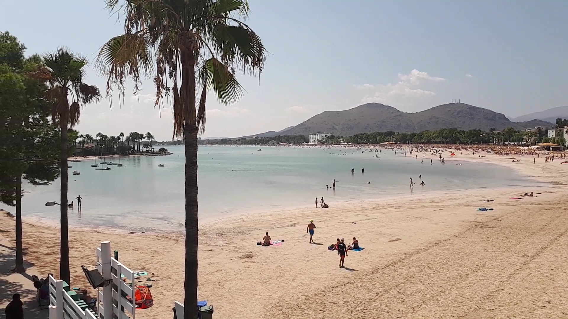 Parasailing in Puerto de Alcúdia photo 3