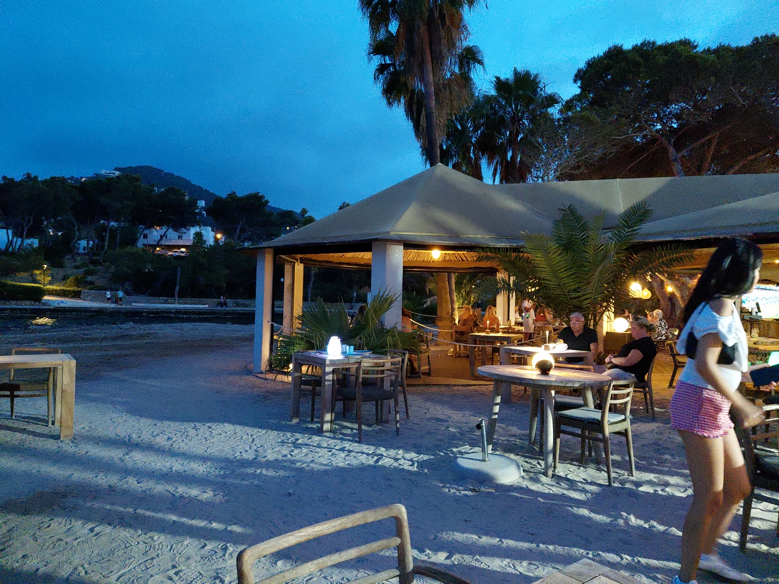 Beach Club & Bali Beds in Santa Eulària photo 5