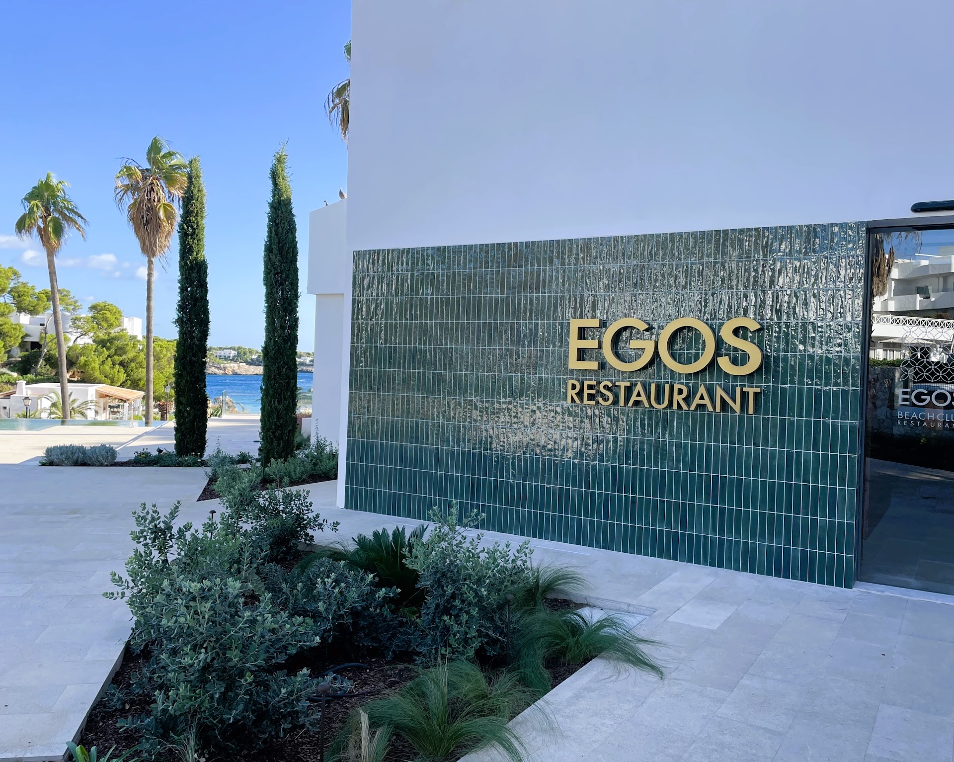 Beach Club & Bali Beds in Cala d'Or photo 1