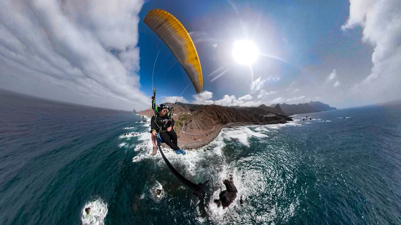 Parasailing in Puerto de la Cruz photo 5