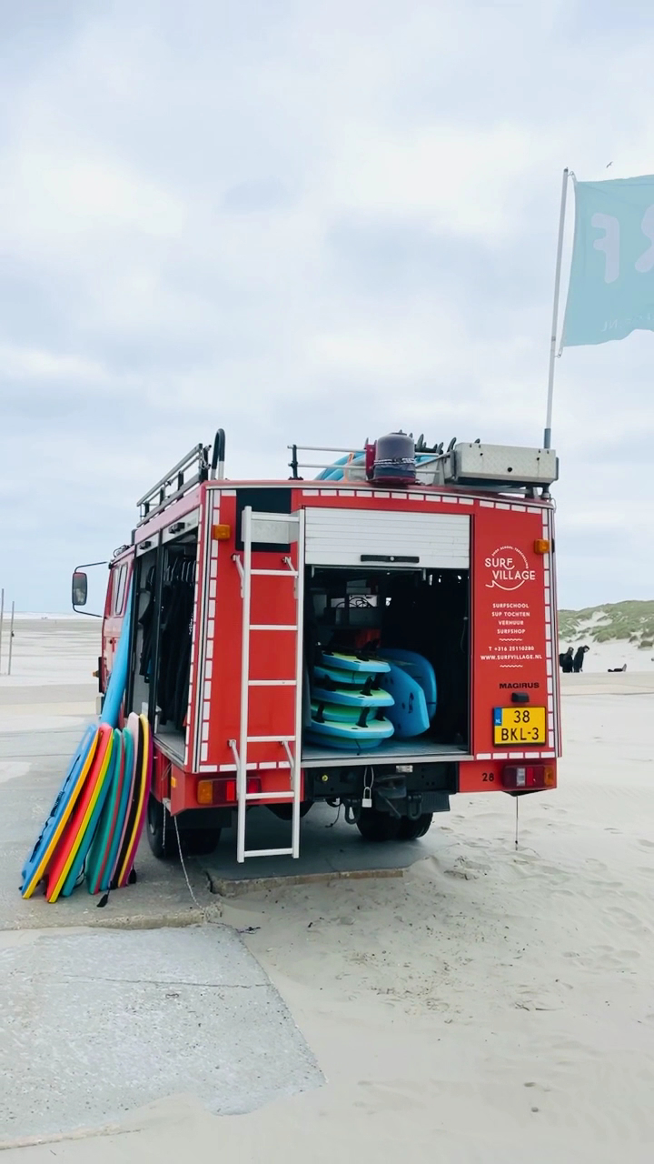 Surf Lessons in West-Terschelling photo 3