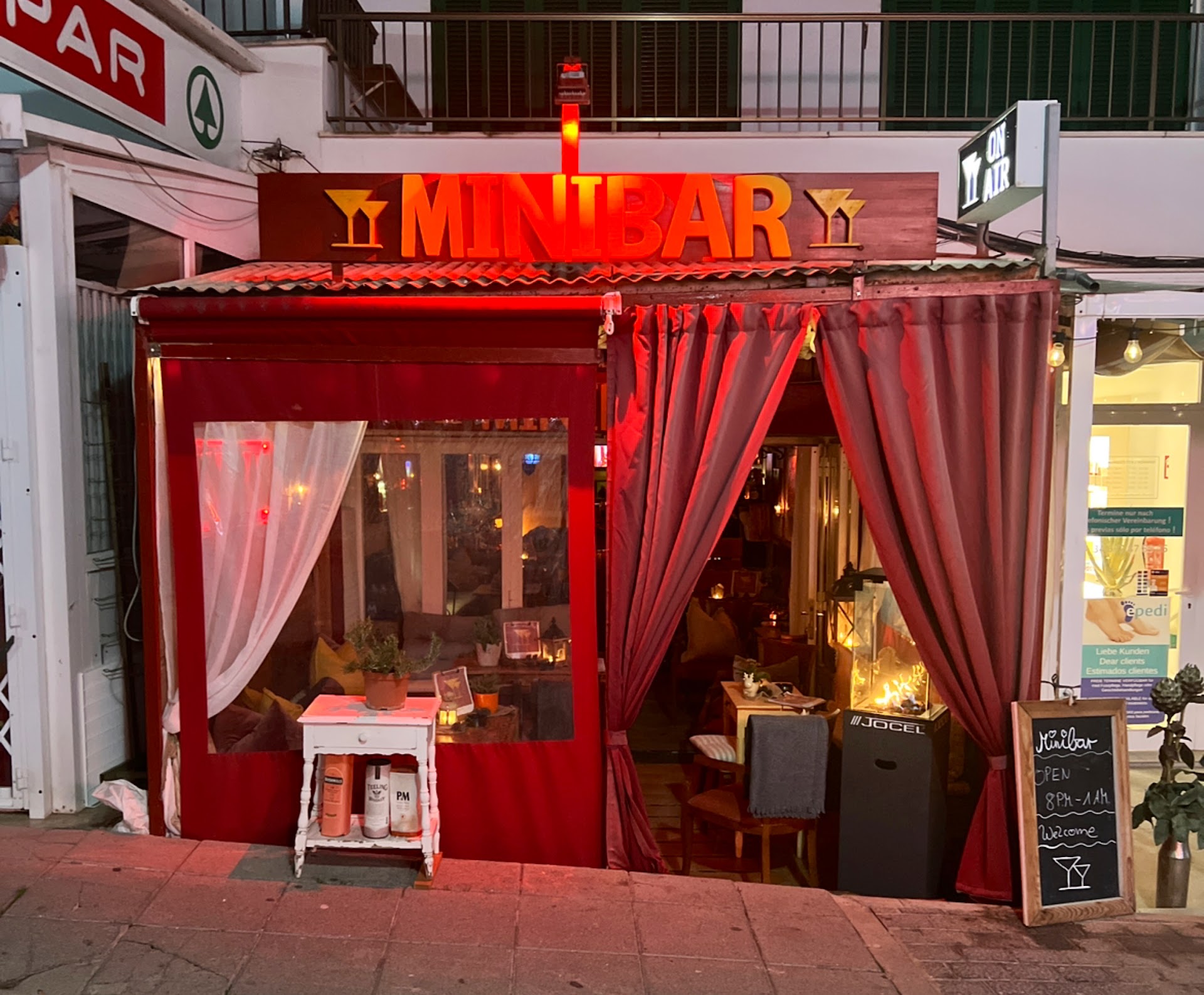 MiniBar