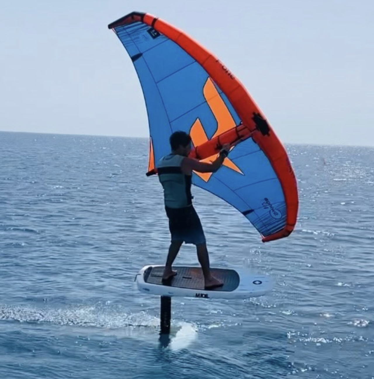 Parasailing in Playa Blanca photo 1