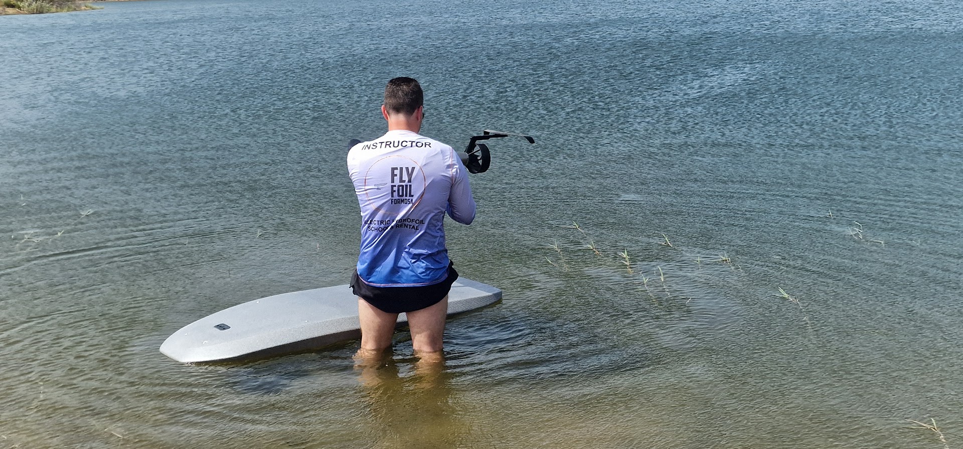 FlyFoil Formosa - eFoil Lessons - Electric Hydrofoil Rental