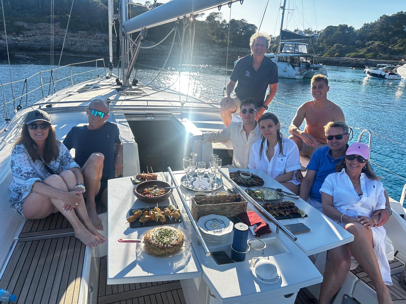 Champagne Cruises in Cala Santanyí photo 5