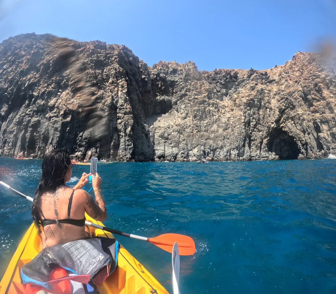 Kayaking & Paddleboarding in Golf del Sur photo 2