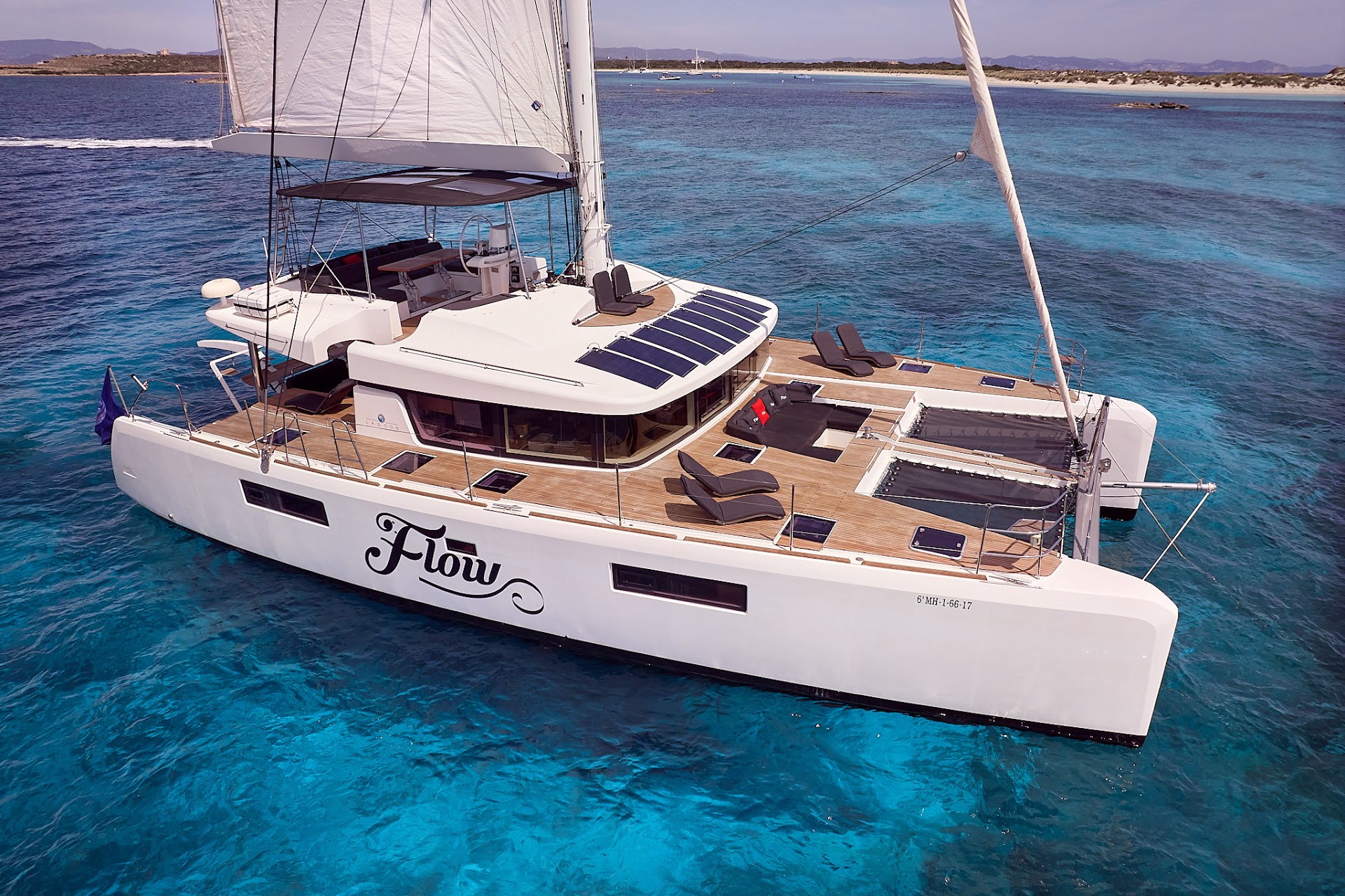 Catamaran Cruise in Santa Gertrudis photo 1