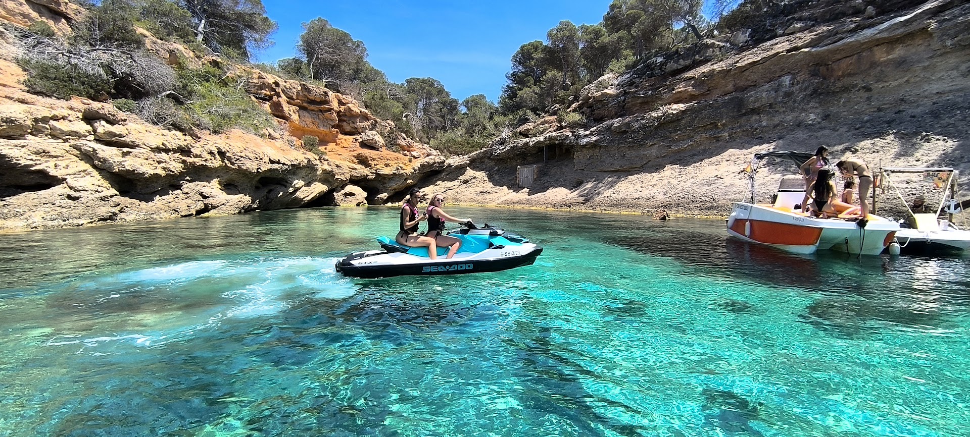 Boat Party in Cala Tarida photo 1