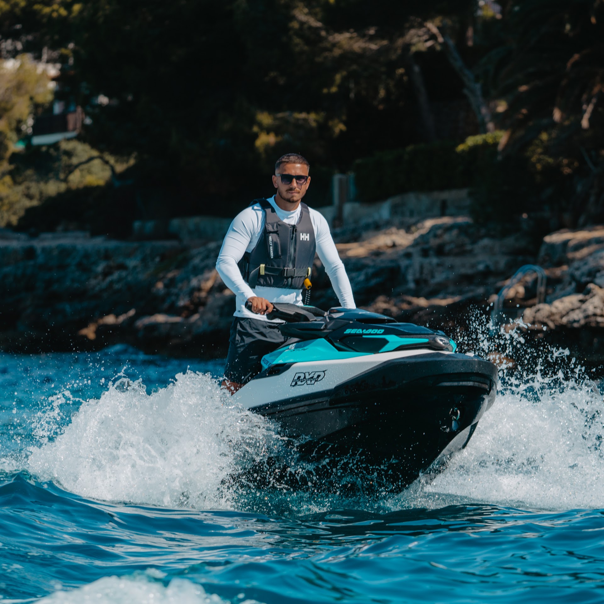 Water Skiing in Cala d'Or photo 5