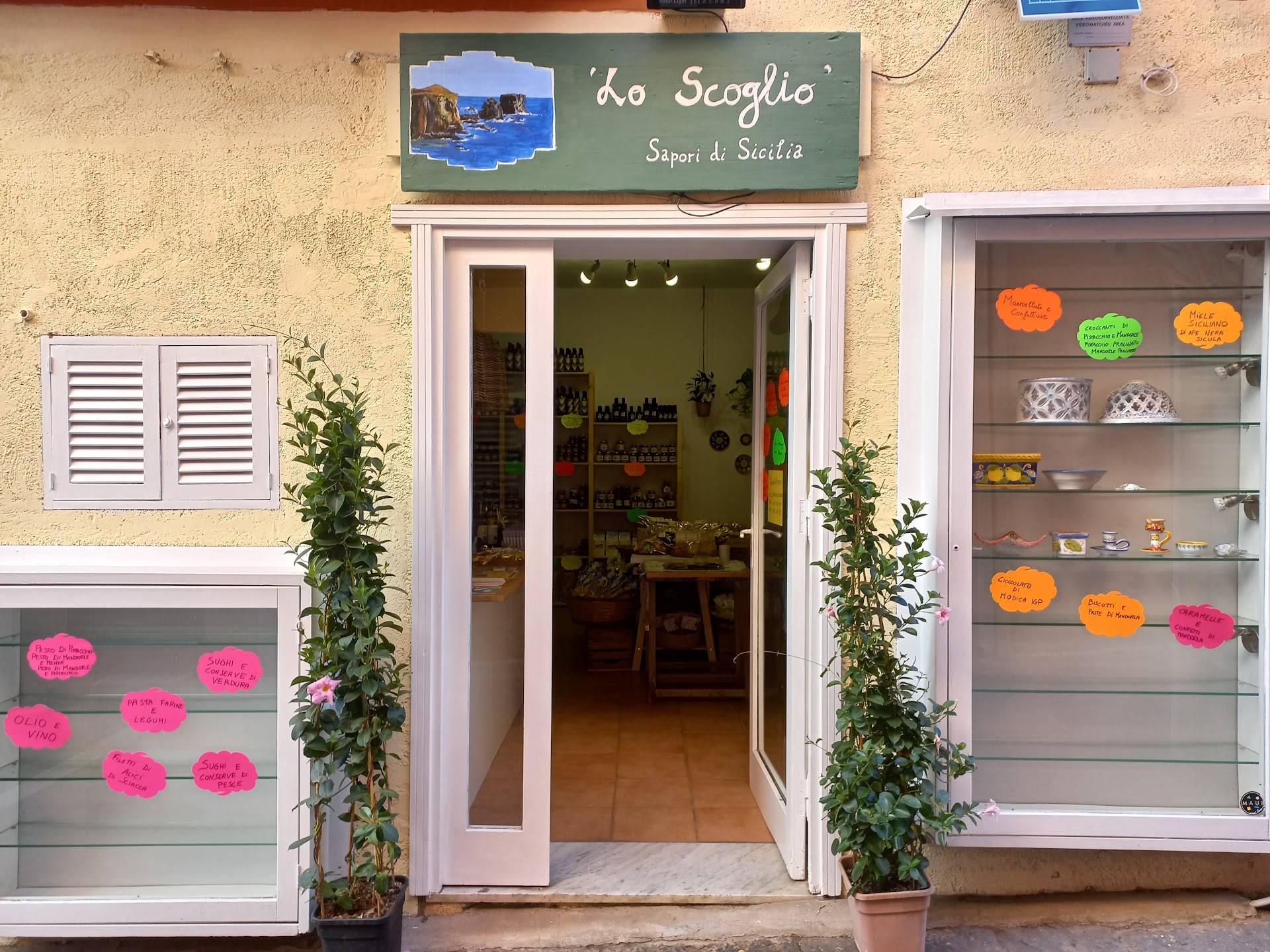 Coffee Shops in Ustica photo 5