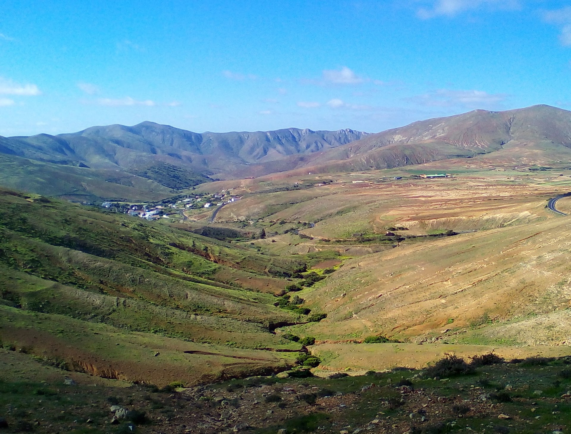 Hiking Betancuria Valley photo 1