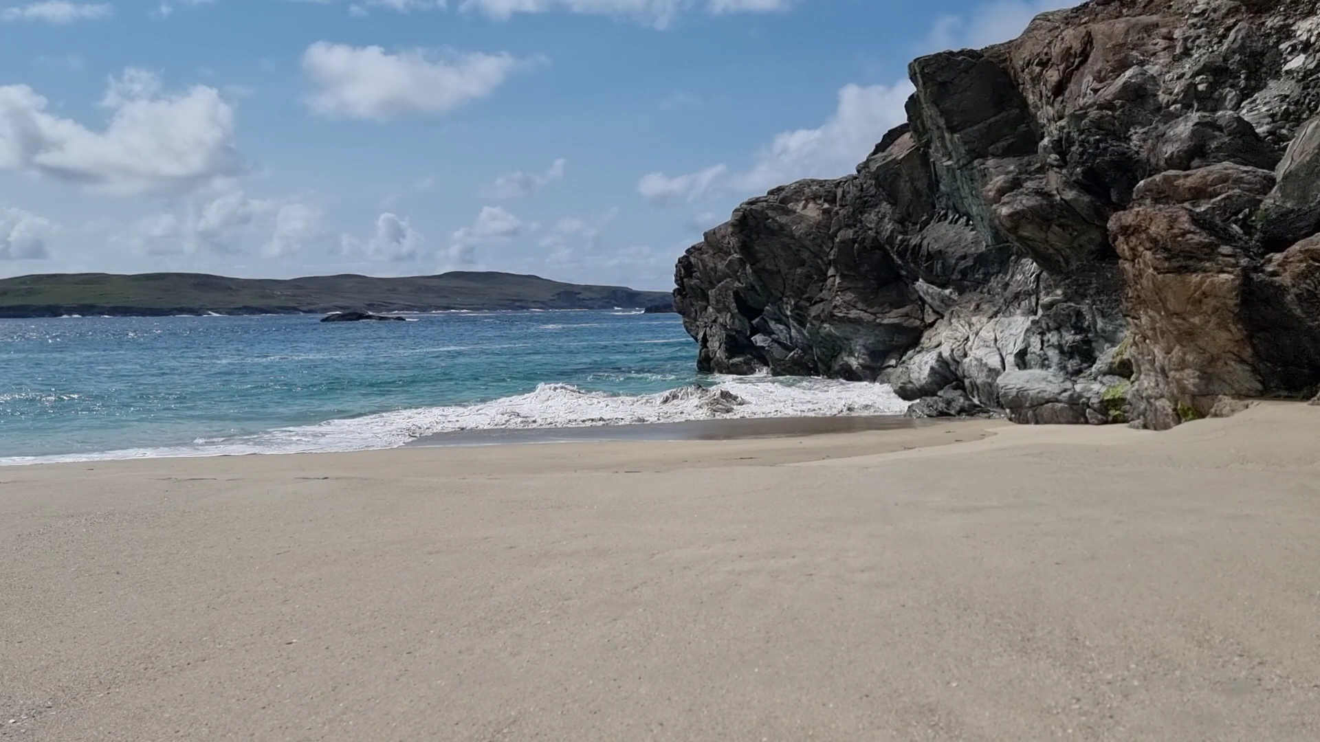 Paragliding in Inishbofin Village photo 2
